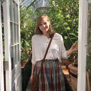 Meet your Posher, Corena